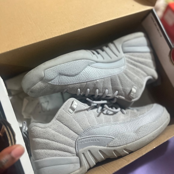 Air Jordan 12 Retro Low - Picture 2 of 5